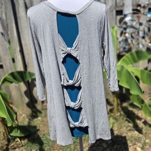 Small Vintage 3/4 Length Sleeve Bow-Back Women's Tunic Top Super Soft